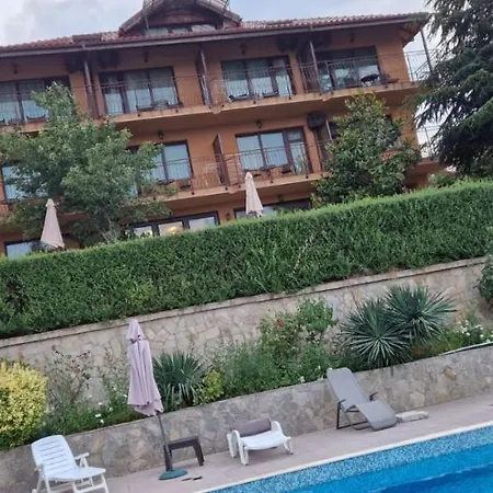 بيت ضيافة дар *